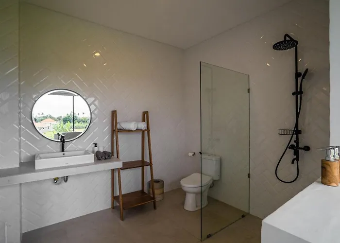 White Light 3br Pool With Rooftop By Bali Bliss Ferienhaus Regierungsbezirk Badung