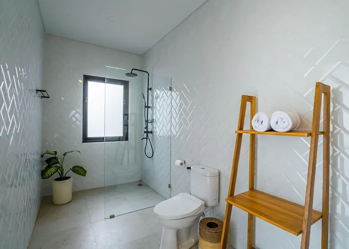 White Light 3br Pool With Rooftop By Bali Bliss *